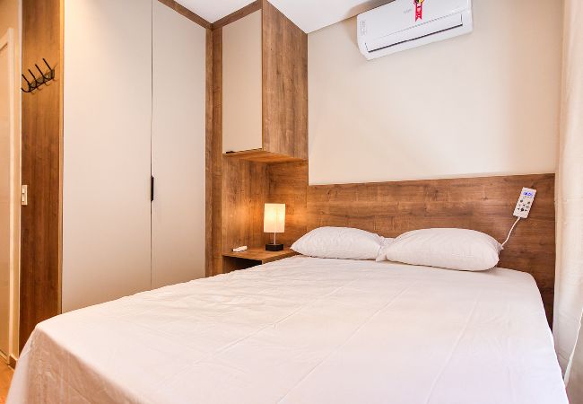 Apartamento en São Paulo - Flat na Vila Mariana c varanda próx ao metrô Apartamento en São Paulo - Flat na Vila Mariana c varanda próx ao metrô