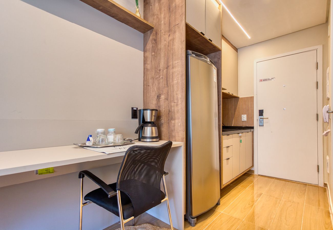 Apartamento en São Paulo - Flat na Vila Mariana c varanda próx ao metrô Apartamento en São Paulo - Flat na Vila Mariana c varanda próx ao metrô