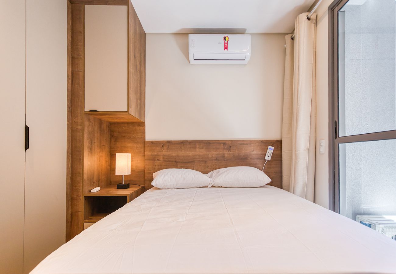 Apartamento en São Paulo - Flat na Vila Mariana c varanda próx ao metrô Apartamento en São Paulo - Flat na Vila Mariana c varanda próx ao metrô