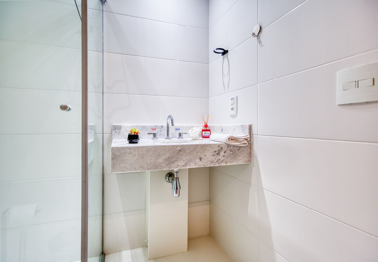 Apartamento en São Paulo - Flat na Vila Mariana c varanda próx ao metrô Apartamento en São Paulo - Flat na Vila Mariana c varanda próx ao metrô