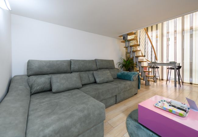 Apartamento en Madrid - Moderno dúplex de 1 dormitorio con todas las comodidades en el centro de Madrid  Apartamento en Madrid - Moderno dúplex de 1 dormitorio con todas las comodidades en el centro de Madrid