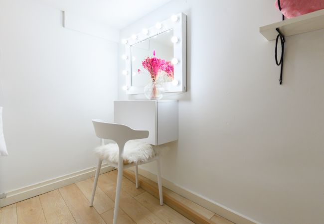 Apartamento en Madrid - Moderno dúplex de 1 dormitorio con todas las comodidades en el centro de Madrid  Apartamento en Madrid - Moderno dúplex de 1 dormitorio con todas las comodidades en el centro de Madrid