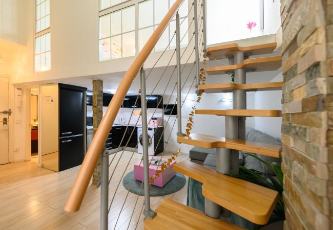 Apartamento en Madrid - Moderno dúplex de 1 dormitorio con todas las comodidades en el centro de Madrid  Apartamento en Madrid - Moderno dúplex de 1 dormitorio con todas las comodidades en el centro de Madrid