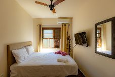 Casa en Matinhos - Casa 3 quartos com Wi-Fi, Ar e Churrasqueira