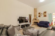 Casa en Porangaba - Casa Temática com Piscina e Churrasqueira