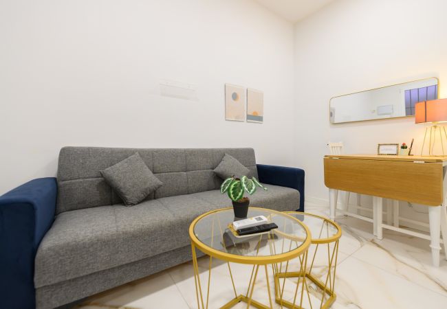 Apartamento en Madrid - Cómodo apartamento de un dormitorio en el Centro de Madrid Apartamento en Madrid - Cómodo apartamento de un dormitorio en el Centro de Madrid