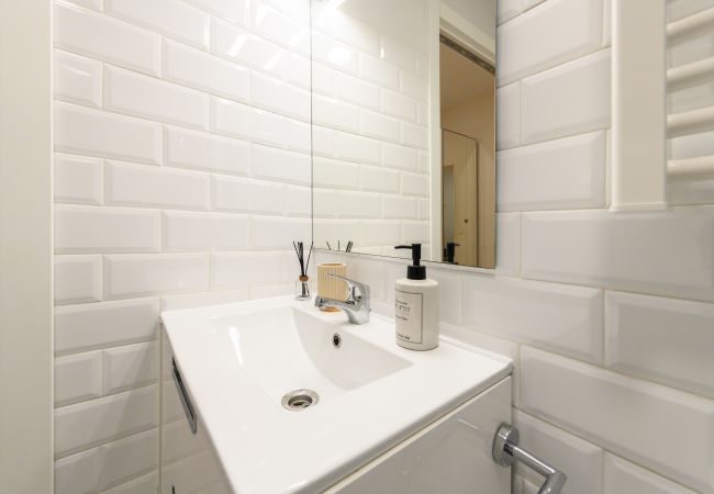 Apartamento en Madrid - Cómodo apartamento de un dormitorio en el Centro de Madrid Apartamento en Madrid - Cómodo apartamento de un dormitorio en el Centro de Madrid