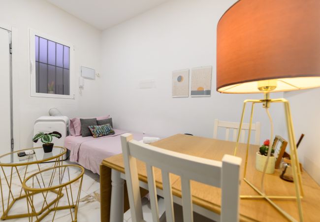 Apartamento en Madrid - Cómodo apartamento de un dormitorio en el Centro de Madrid Apartamento en Madrid - Cómodo apartamento de un dormitorio en el Centro de Madrid