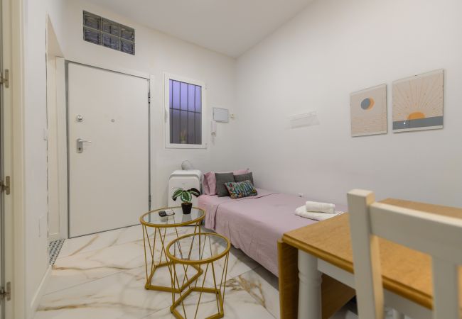Apartamento en Madrid - Cómodo apartamento de un dormitorio en el Centro de Madrid Apartamento en Madrid - Cómodo apartamento de un dormitorio en el Centro de Madrid