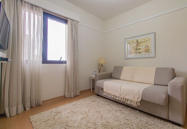 Apartamento en São Paulo - Flat c Academia, Sauna e Garagem - Jardim Paulista Apartamento en São Paulo - Flat c Academia, Sauna e Garagem - Jardim Paulista