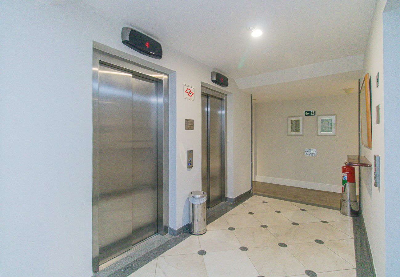Apartamento en São Paulo - Flat c Academia, Sauna e Garagem - Jardim Paulista Apartamento en São Paulo - Flat c Academia, Sauna e Garagem - Jardim Paulista