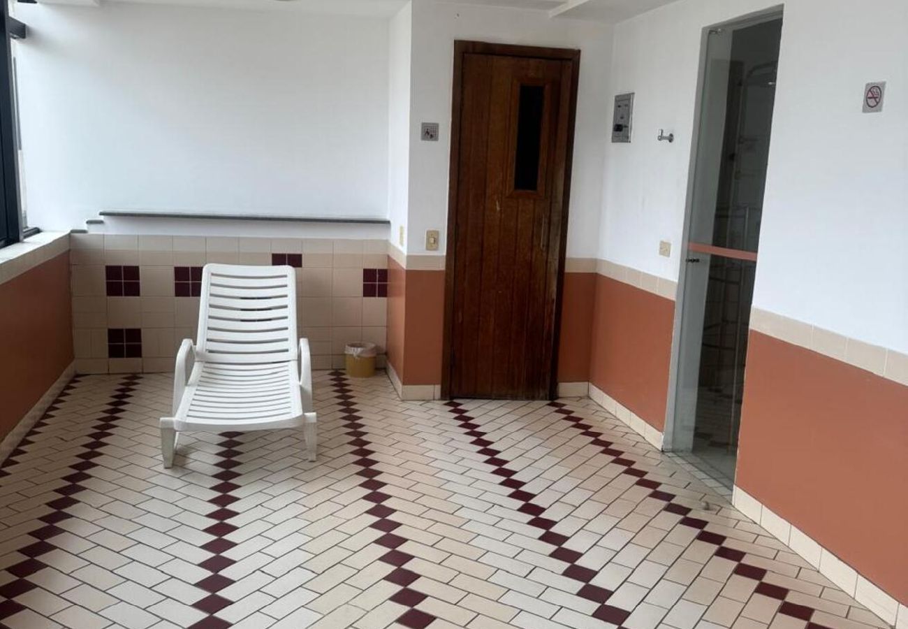 Apartamento en São Paulo - Flat c Academia, Sauna e Garagem - Jardim Paulista Apartamento en São Paulo - Flat c Academia, Sauna e Garagem - Jardim Paulista