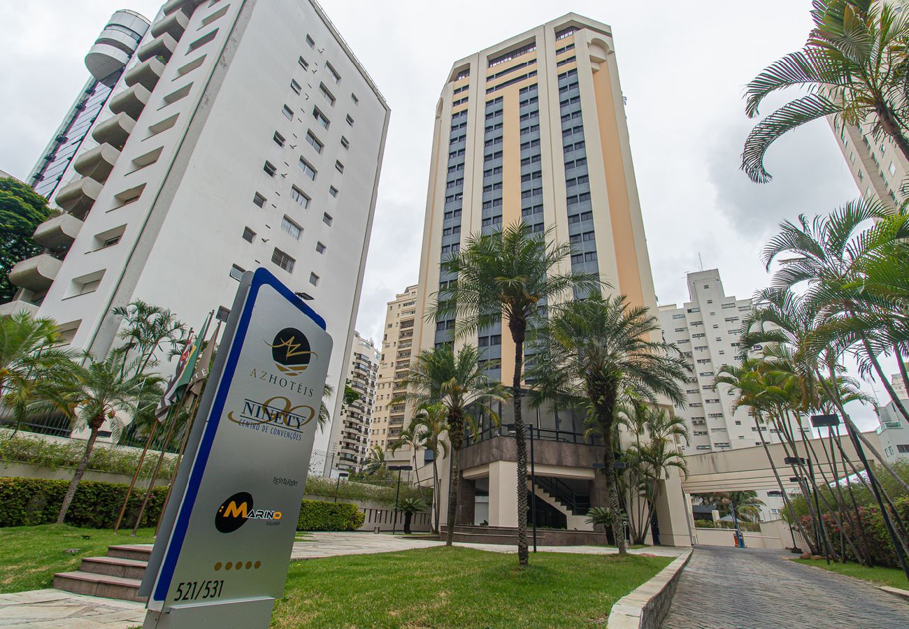 Apartamento en São Paulo - Flat c Academia, Sauna e Garagem - Jardim Paulista Apartamento en São Paulo - Flat c Academia, Sauna e Garagem - Jardim Paulista