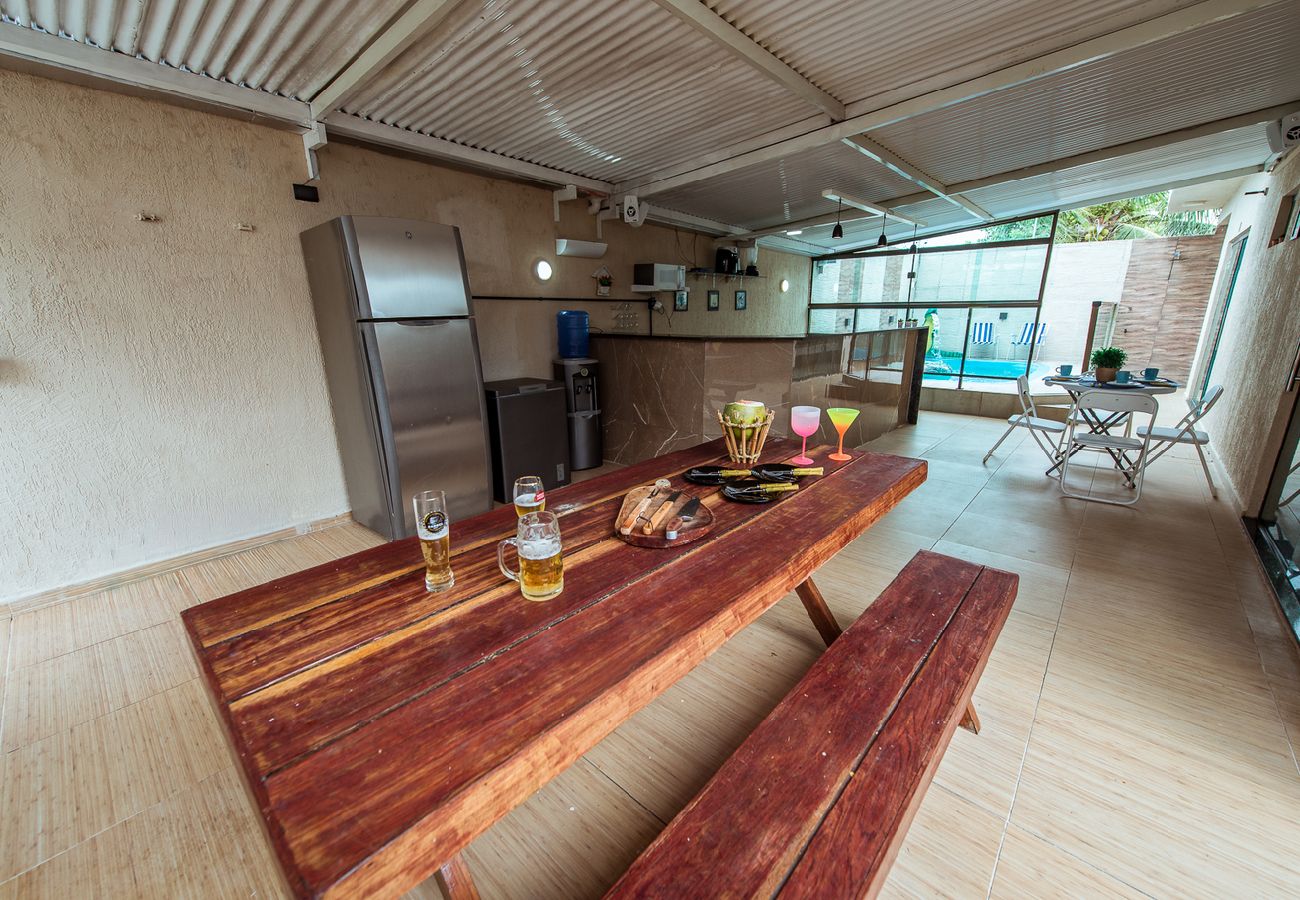 Casa en Conde - Casa em Jacumã com piscina, 5 suítes e Fliperama Casa en Conde - Casa em Jacumã com piscina, 5 suítes e Fliperama