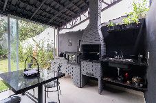 Chalet en Bragança Paulista - Casa Aconchego 01: Ofurô, Lareira e Sala de Cinema