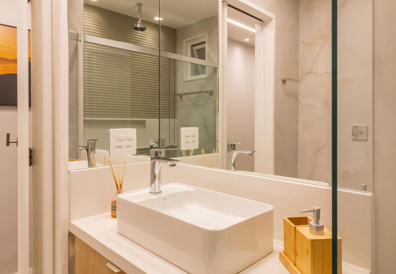 Apartamento en Rio de Janeiro - Loft con ventanas insonorizadas, a 5 minutos a pie de la playa | NSC304 Apartamento en Rio de Janeiro - Loft con ventanas insonorizadas, a 5 minutos a pie de la playa | NSC304