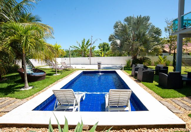 Casa en Araruama - Casa com Piscina, Quadra de Areia e Churrasqueira