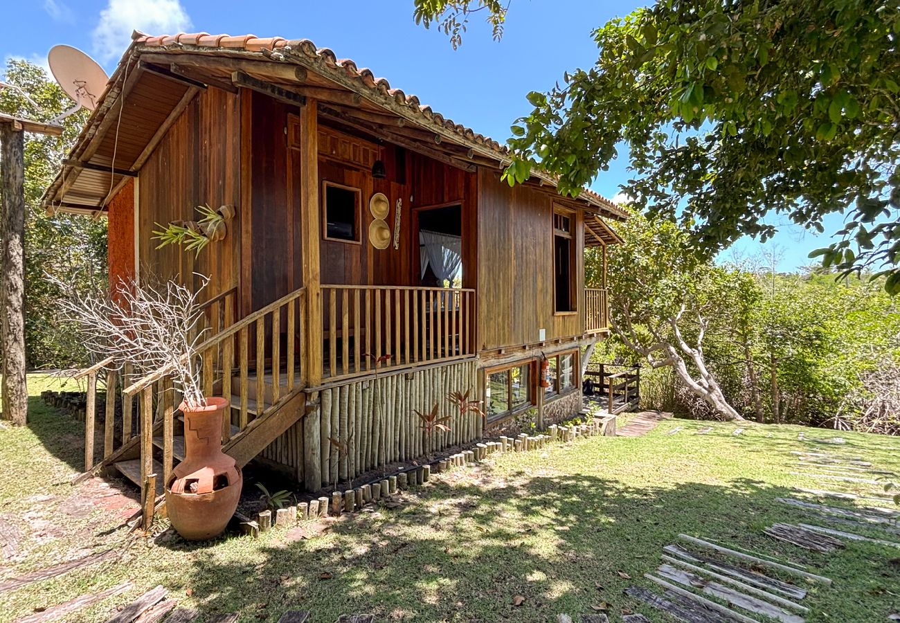 Apartamento en Prado - Bangalô à Beira da Lagoa com Acesso Direto à Praia