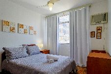 Apartamento en Rio de Janeiro - Apto a 700m da Praia do Leblon com Wi-Fi e ar