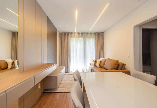 Apartamento en Gramado - NOVO! 2D (1 suite) em frente à Vila Olimpica (Várzea)